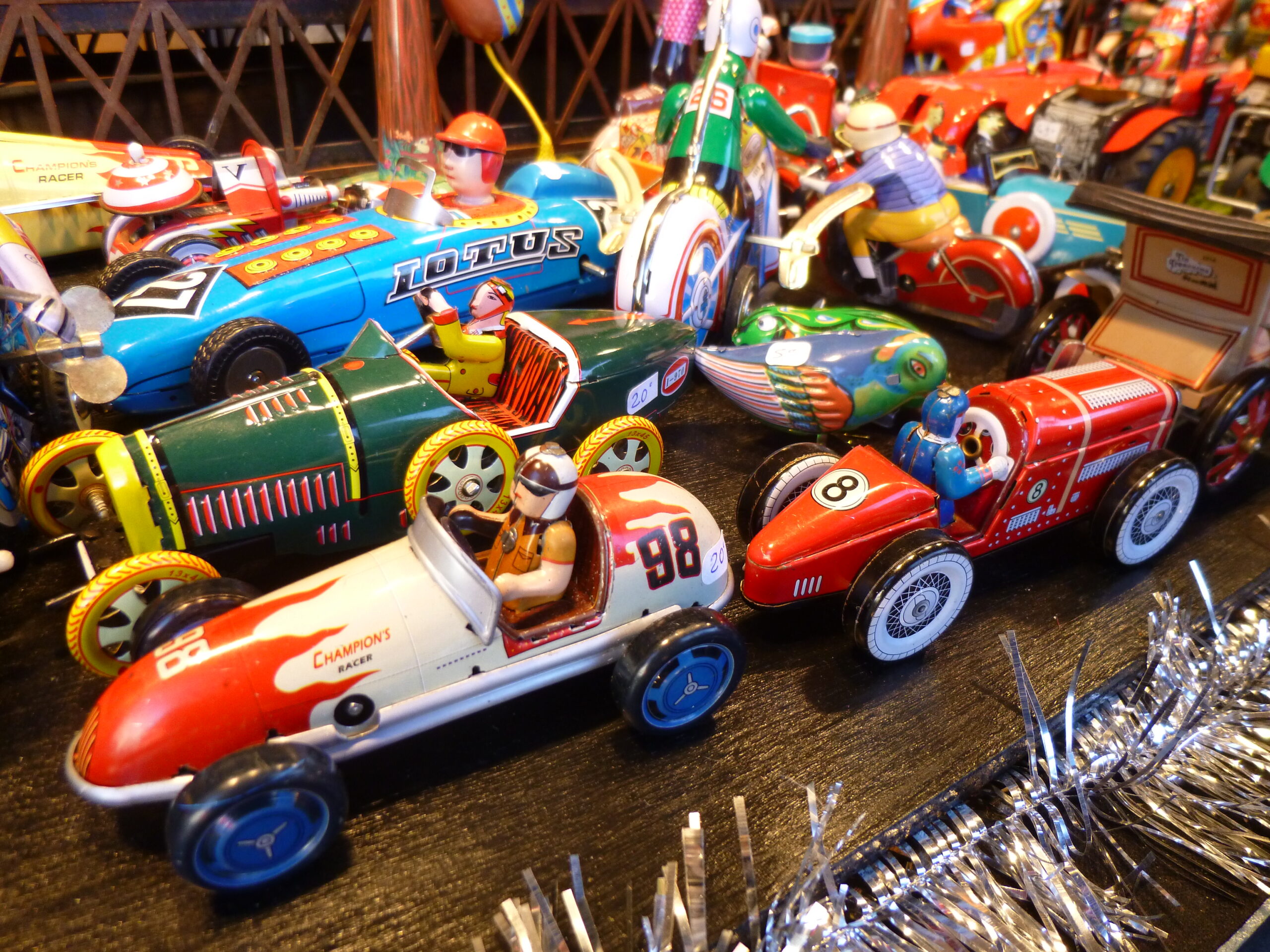 Jouets mécaniques