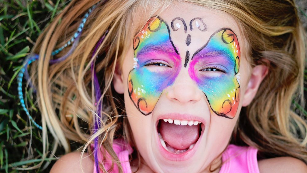 maquillage-pour-enfants-marche-de-noel-angers-2018-1